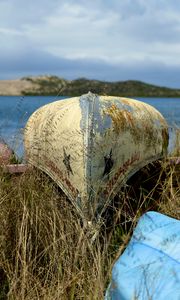 Preview wallpaper boats, canoes, grass, sea, hills