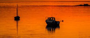 Preview wallpaper boats, lake, hills, sunset