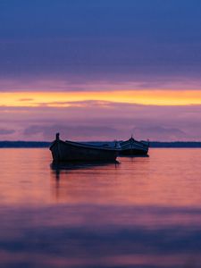 Preview wallpaper boats, lake, horizon, sunset, dark