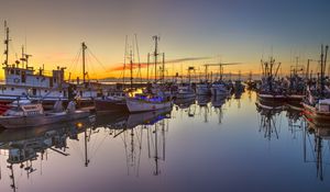 Preview wallpaper boats, masts, lake, reflection, sunrise