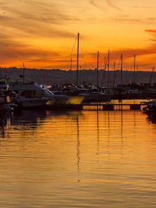 Preview wallpaper boats, pier, bay, masts, sunset