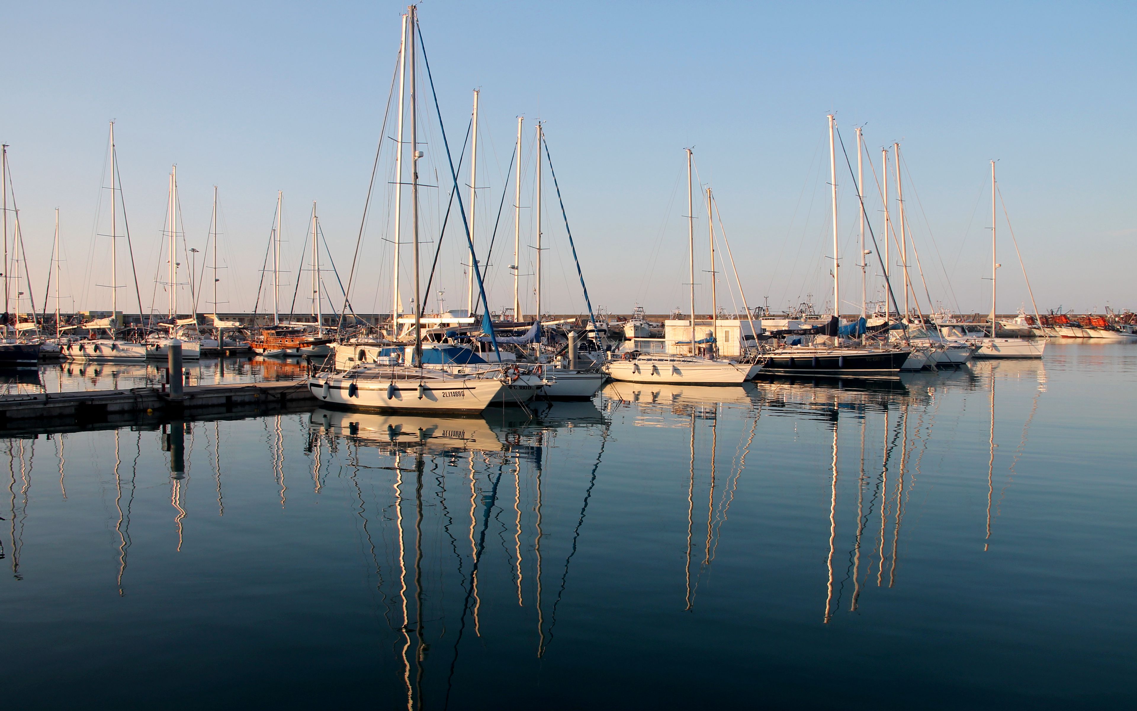 Download wallpaper 3840x2400 boats, pier, water, reflection 4k ultra hd ...