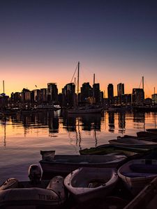 Preview wallpaper boats, river, buildings, dawn, city