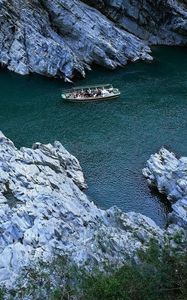 Preview wallpaper boats, rocks, river