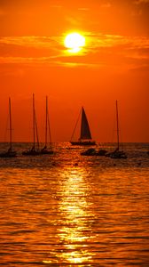 Preview wallpaper boats, sails, sea, horizon, sunset