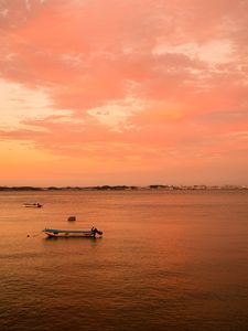 Preview wallpaper boats, sea, horizon, sunset