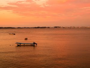 Preview wallpaper boats, sea, horizon, sunset