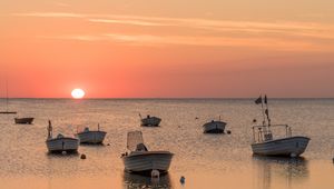 Preview wallpaper boats, sea, sunset, horizon