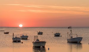 Preview wallpaper boats, sea, sunset, horizon