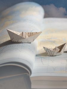 Preview wallpaper boats, ships, paper, origami