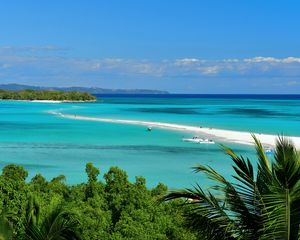 Preview wallpaper boats, shore, ocean, trees, tropics, nature