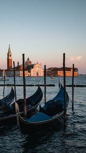 Preview wallpaper boats, water, buildings, twilight, venice