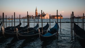 Preview wallpaper boats, water, buildings, twilight, venice