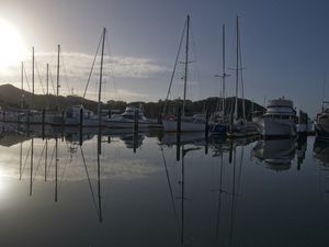 Preview wallpaper boats, yachts, water, lake, reflection, sun
