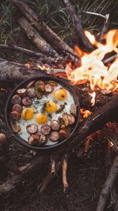 Preview wallpaper bonfire, camping, fried eggs, fire