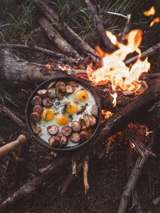 Preview wallpaper bonfire, camping, fried eggs, fire