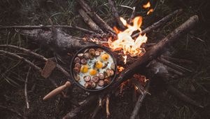 Preview wallpaper bonfire, camping, fried eggs, fire