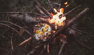 Preview wallpaper bonfire, camping, fried eggs, fire