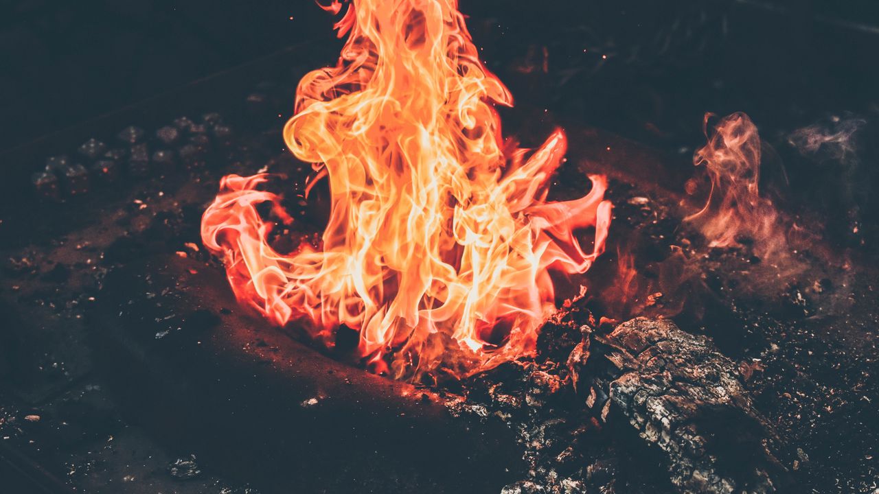 Wallpaper bonfire, fire, ash, embers, flame