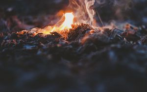 Preview wallpaper bonfire, fire, ashes