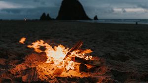Preview wallpaper bonfire, fire, beach, sand, dusk