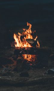 Preview wallpaper bonfire, fire, camping, firewood, night