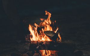 Preview wallpaper bonfire, fire, camping, firewood, night