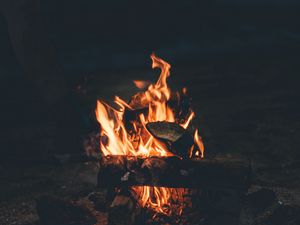 Preview wallpaper bonfire, fire, camping, firewood, night