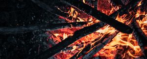 Preview wallpaper bonfire, fire, coals, firewood