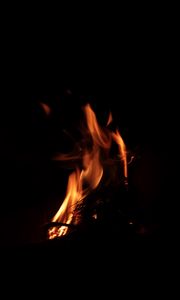 Preview wallpaper bonfire, fire, dark, flame
