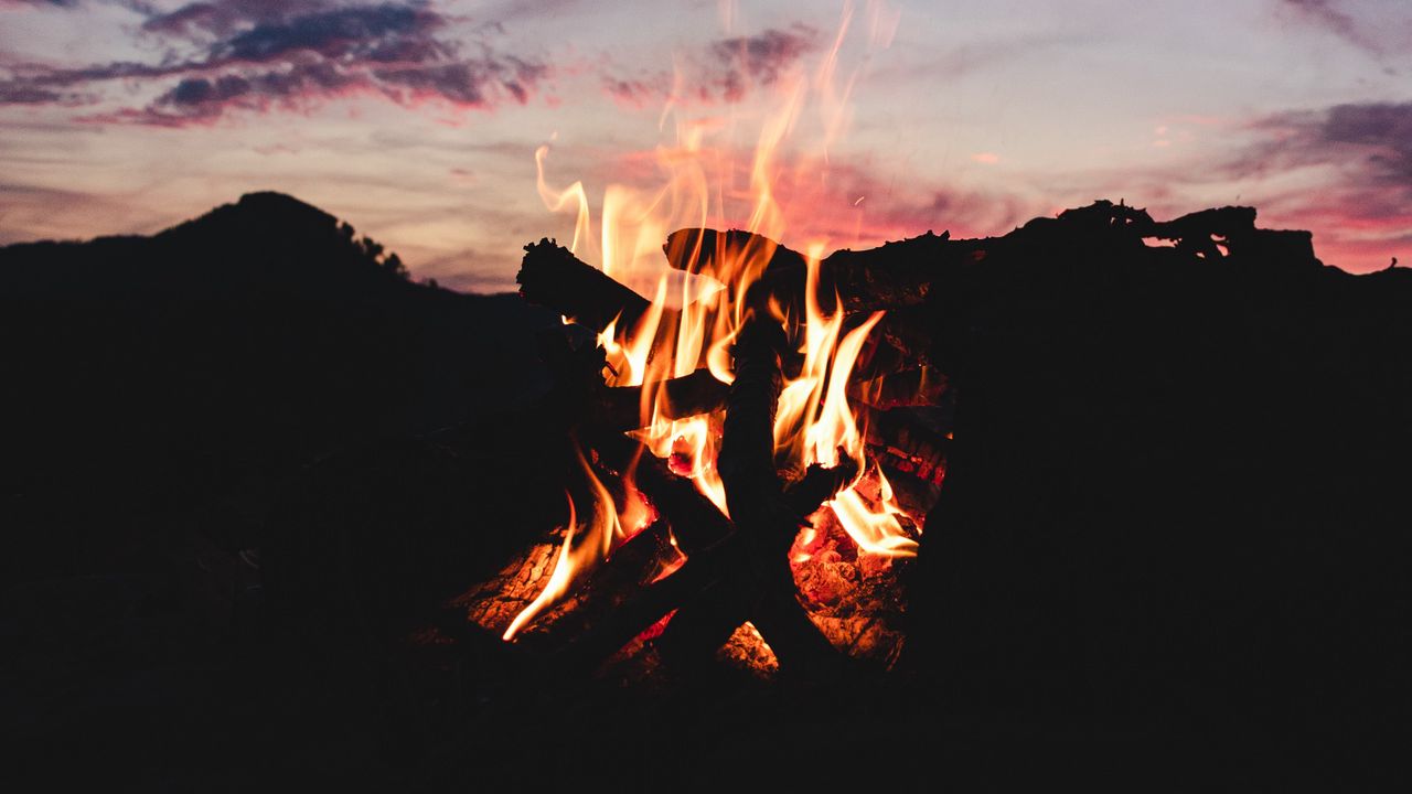 Download wallpaper 1280x720 bonfire, fire, dark, dusk, nature hd, hdv ...