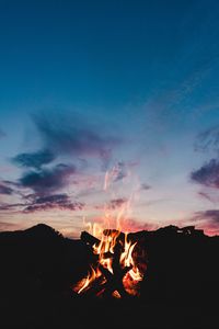 Preview wallpaper bonfire, fire, dark, dusk, nature