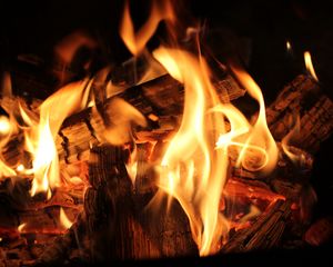 Preview wallpaper bonfire, fire, firewood, coals, flame