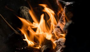 Preview wallpaper bonfire, fire, firewood, ash, coals