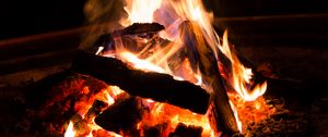 Preview wallpaper bonfire, fire, firewood, flame, coal