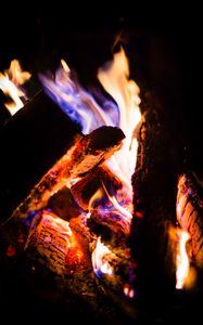 Preview wallpaper bonfire, fire, firewood, ash, flame