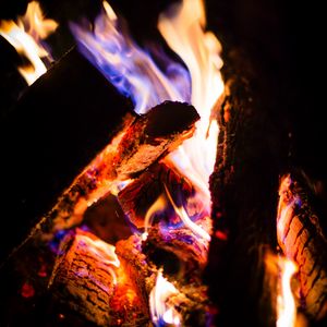 Preview wallpaper bonfire, fire, firewood, ash, flame