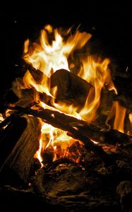 Preview wallpaper bonfire, fire, flame, firewood