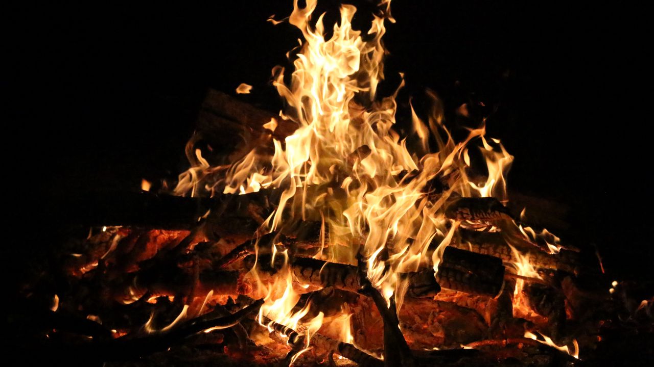 Wallpaper bonfire, fire, flame, firewood, coals
