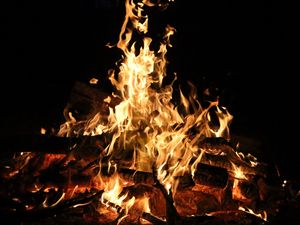 Preview wallpaper bonfire, fire, flame, firewood, coals