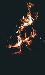 Preview wallpaper bonfire, fire, flame, firewood, dark, camping, burning