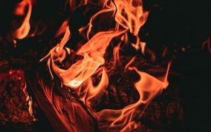 Preview wallpaper bonfire, fire, flame, dark, night