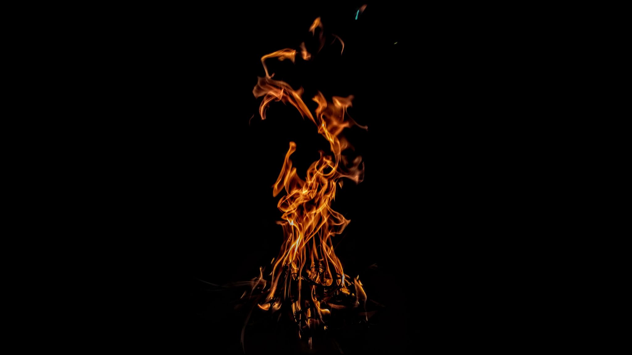 Download Wallpaper 2048x1152 Bonfire Fire Flame Dark Burn Ultrawide