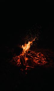 Preview wallpaper bonfire, fire, sparks, dark, night