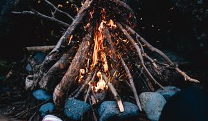 Preview wallpaper bonfire, fire, sparks
