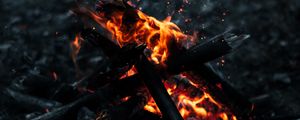 Preview wallpaper bonfire, fire, sparks, smoke, firewood