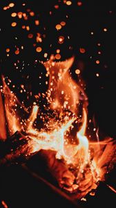 Preview wallpaper bonfire, flame, fire, sparks