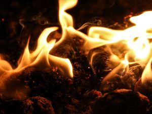 Preview wallpaper bonfire, flame, fire