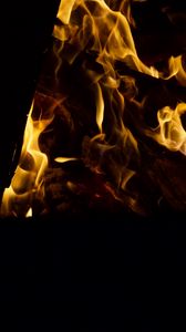 Preview wallpaper bonfire, flame, fire, black, night, dark