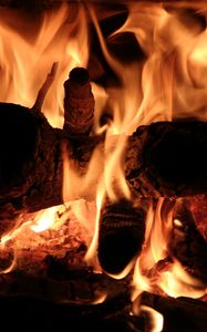 Preview wallpaper bonfire, flame, fire, firewood, coals, burn